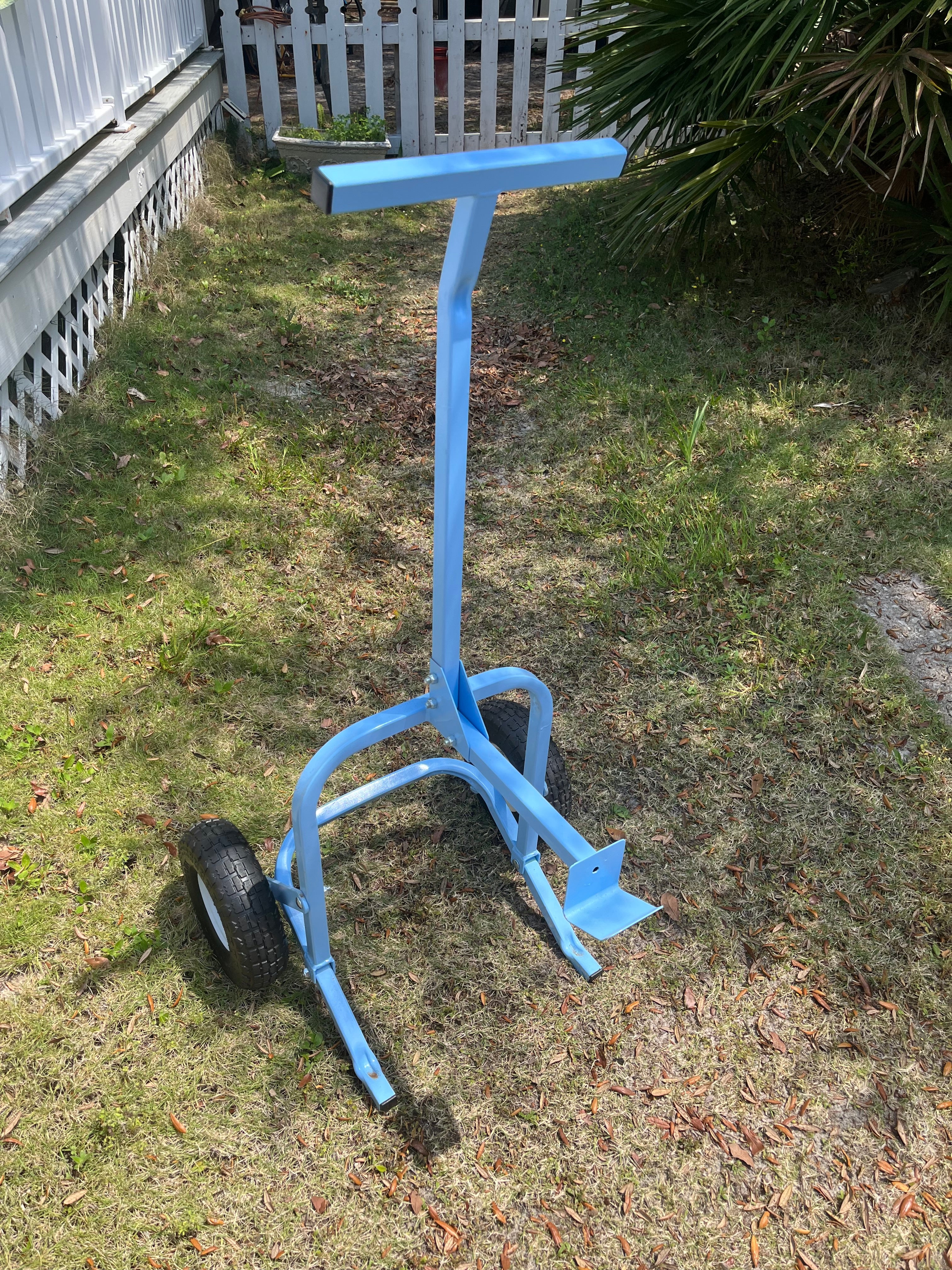 Bucket Lugger – No-Spill 5-Gallon Bucket Hand Truck | Carries Level on Any Terrain