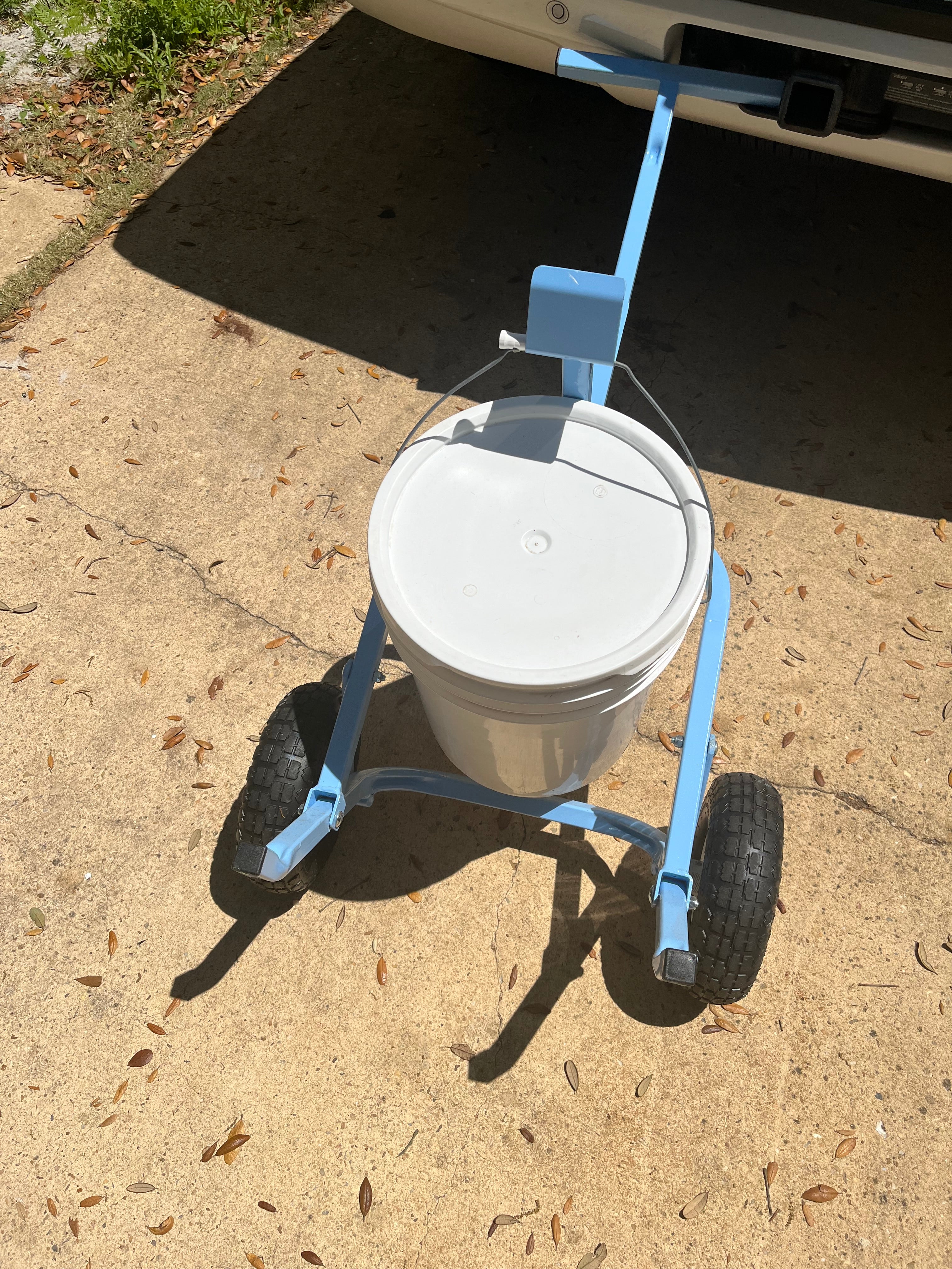 Bucket Lugger – No-Spill 5-Gallon Bucket Hand Truck | Carries Level on Any Terrain